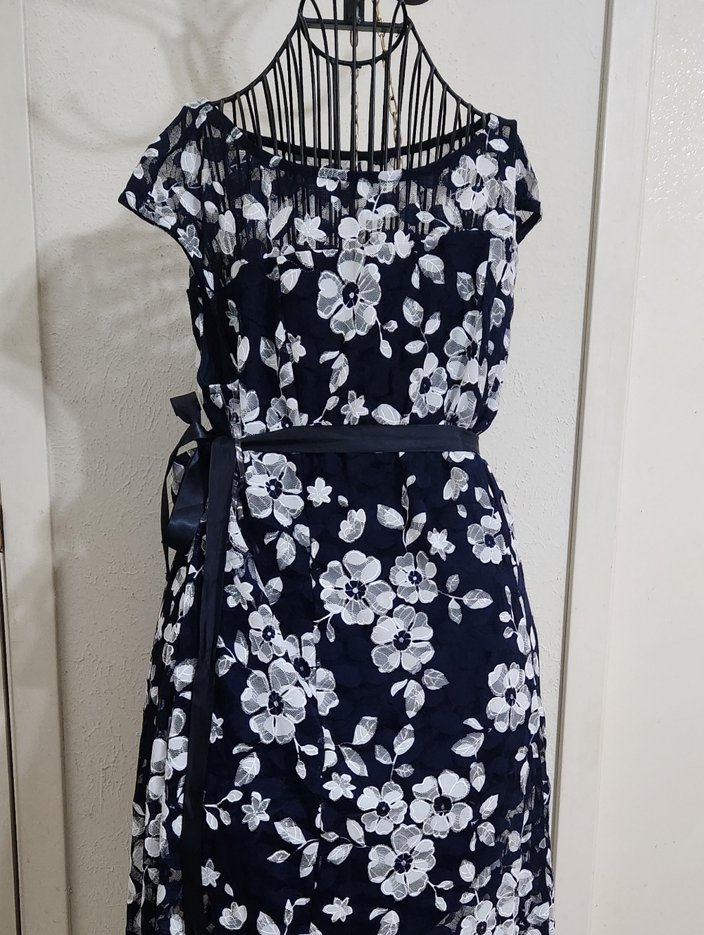 Navy & White Floral Tie-Waist Midi Dress